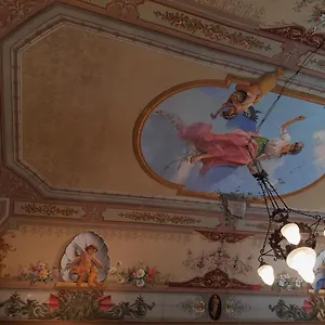 Antico Palazzo Bed & Breakfast